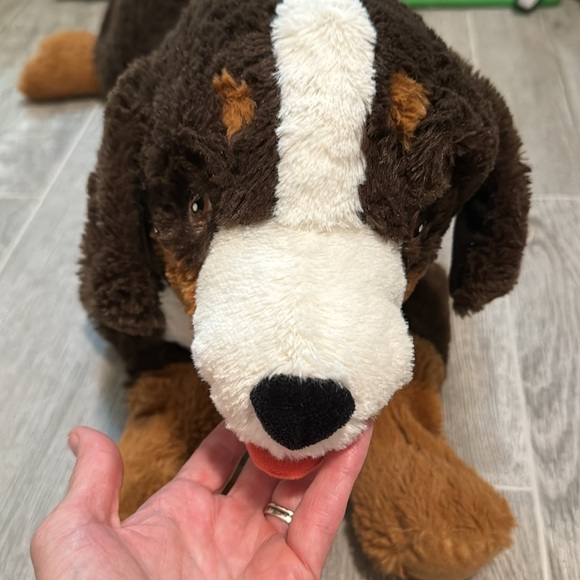 Large stuffed dog - Picture 2 of 5